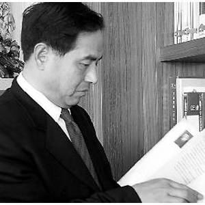 唐人神董事長(zhǎng)陶一山榮獲“中國(guó)飼料工業(yè)領(lǐng)軍人物”