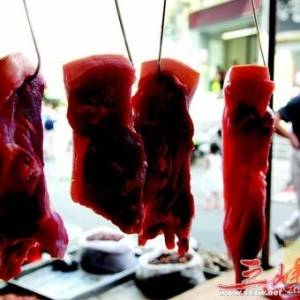 高肉價下 為何養(yǎng)豬賣肉的都不賺錢？