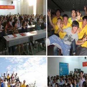 大學(xué)生在雙胞胎集團(tuán)快樂成長